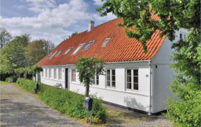 Cozy Home In Faaborg With Wifi